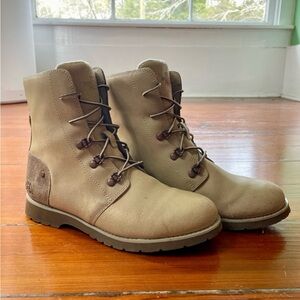 The North Face Ballard II Lace Up Trail Boots in Doeskin Desert Palm - Sz 8.5